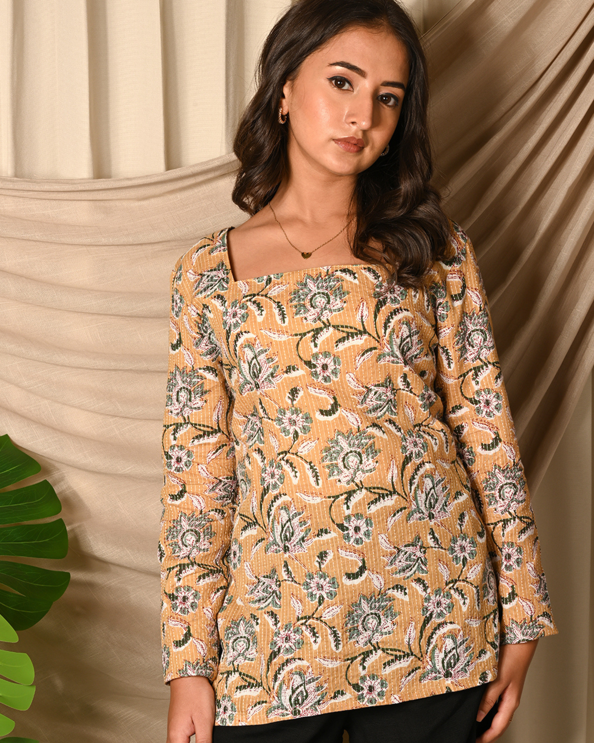 Rhea Square neck short kurti