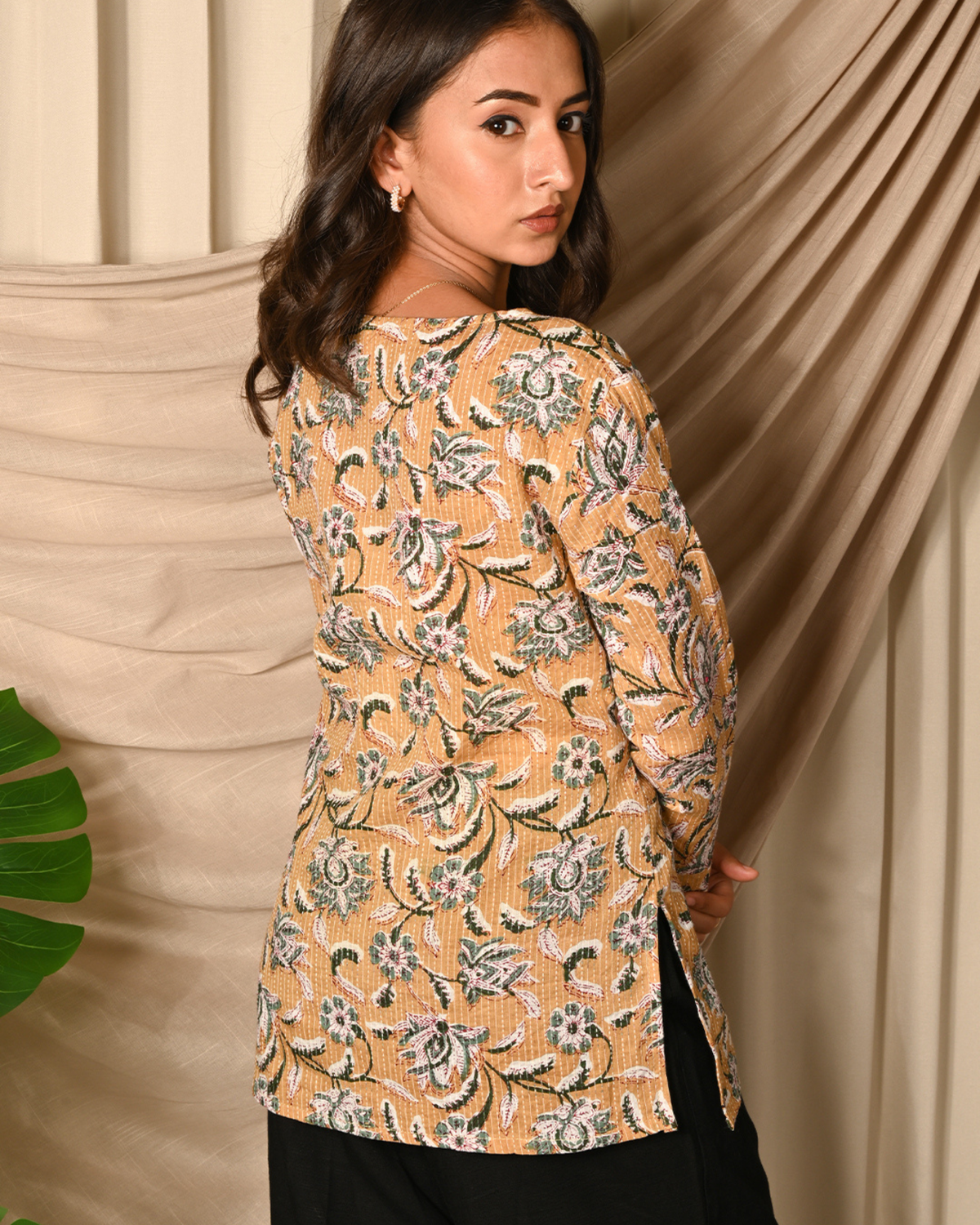 Rhea Square neck short kurti